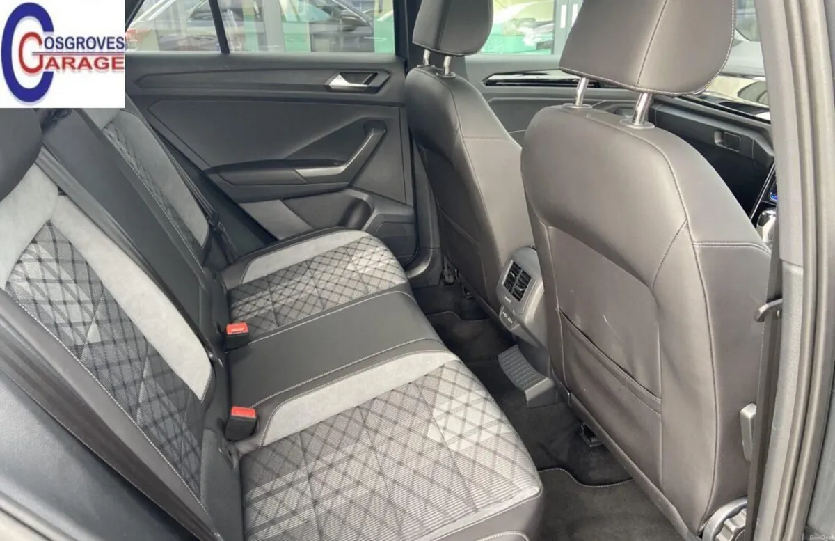 2025 Volkswagen T-Roc 2.0TDI Rline Auto - Image 4