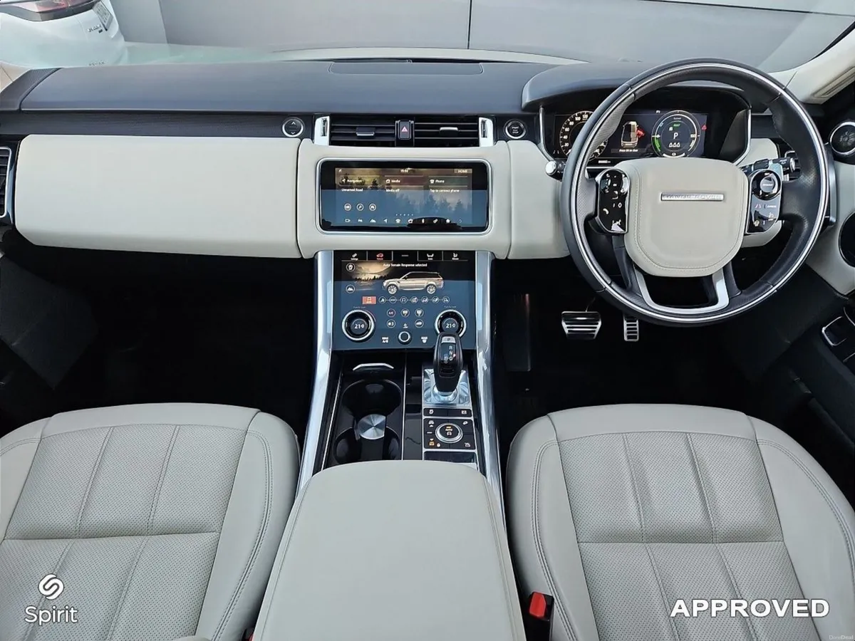 Land Rover Range Rover Sport 2.0 PHEV HSE Silver - Image 4