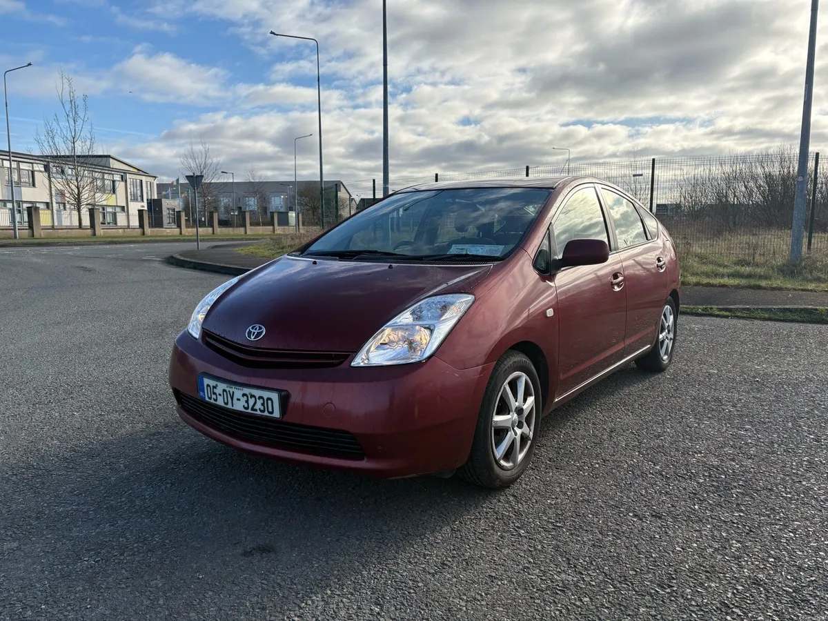 Toyota Prius - Image 2