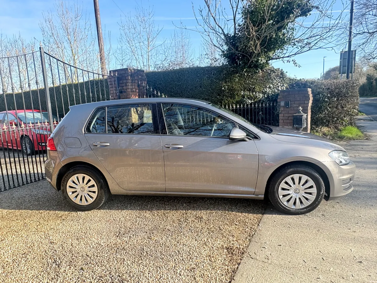 Volkswagen Golf 2016 , 1.6 diesel, 110bhp - Image 2