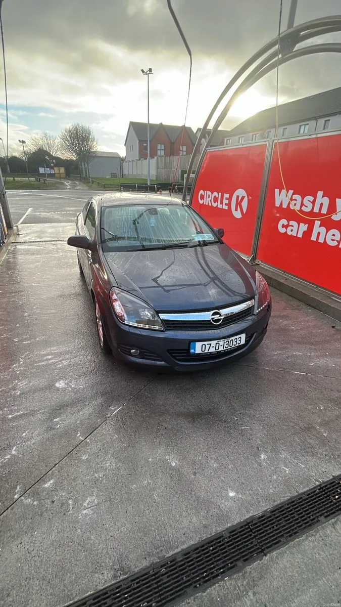 Opel Astra - Image 1