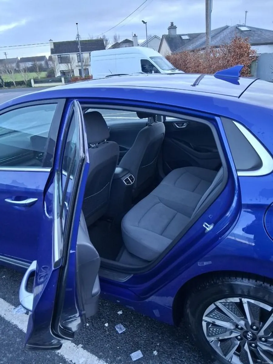 2020 Hyundai Ioniq Premium EV 98.5 SOH - Image 2