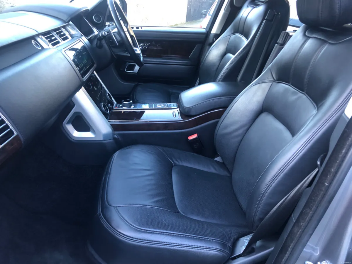 2019 LAND ROVER AUTOBIOGRAPHY 400e - Image 4