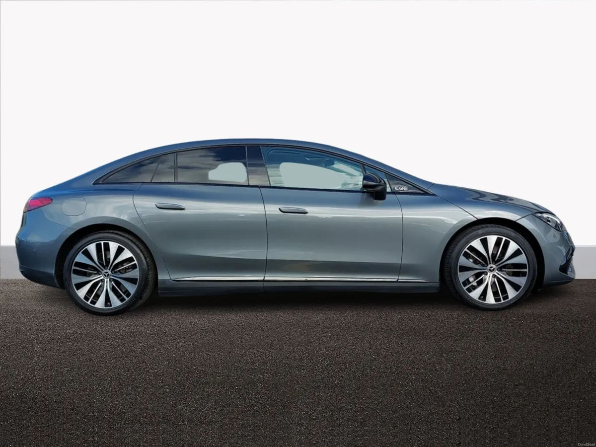 Mercedes-Benz EQE 2024 - WLTP 622KM - Image 3