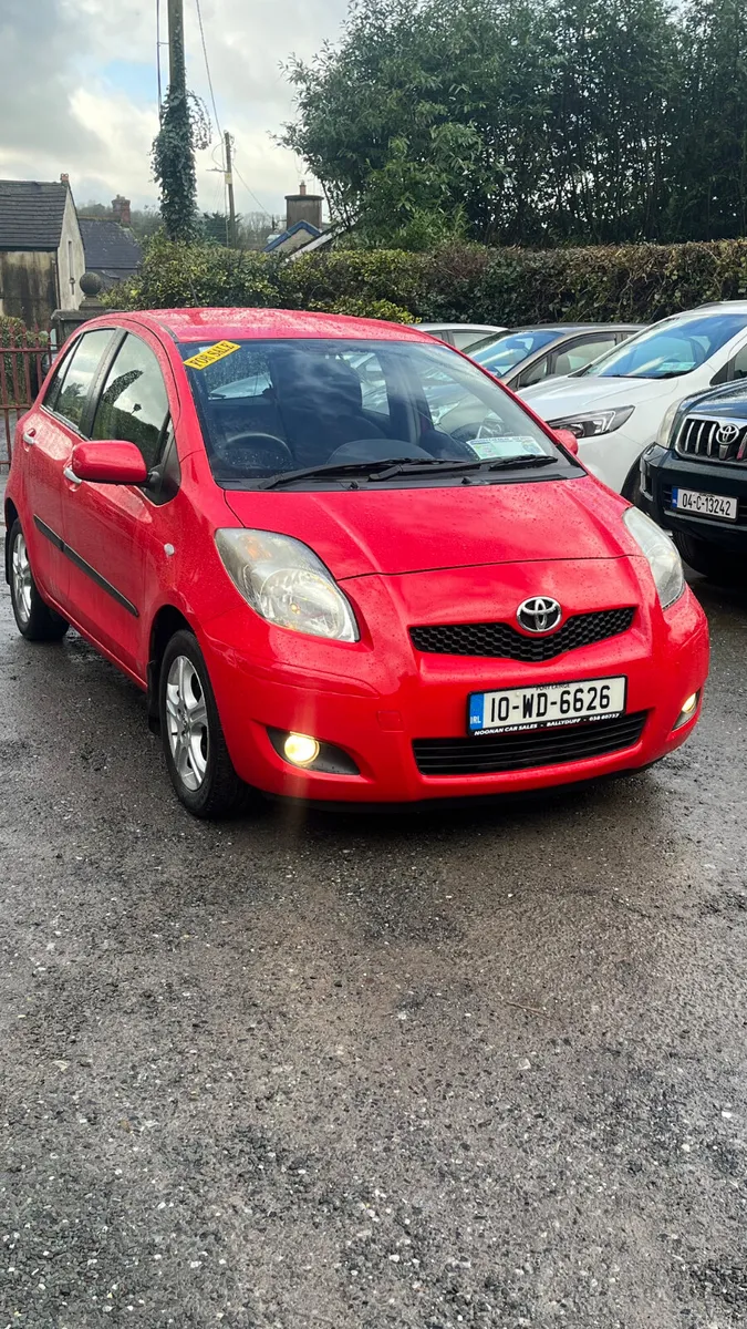 Toyota Yaris 2010 - Image 1