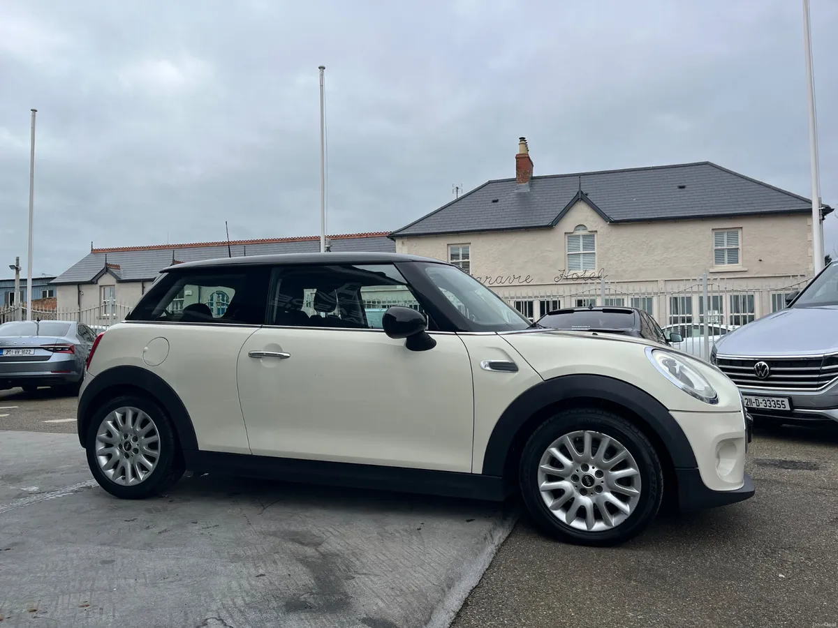 142 Mini Cooper D - Image 4