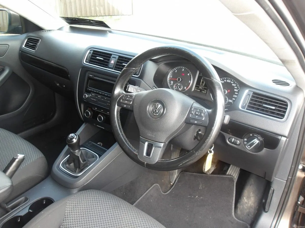 Volkswagen Jetta CL 1.6 TDI 105BHP *NCT 1/27* - Image 4