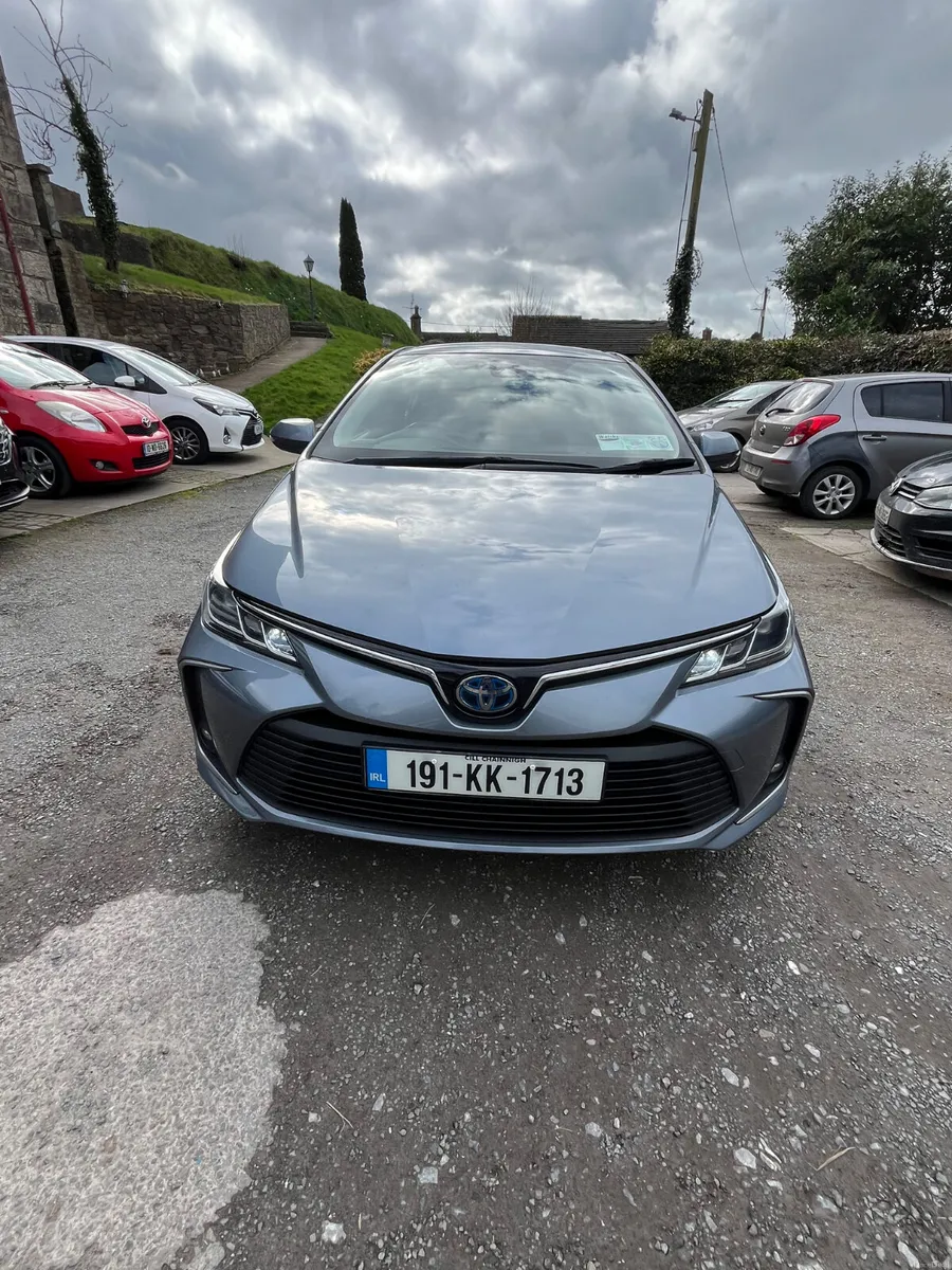 Toyota Corolla 2019 - Image 2