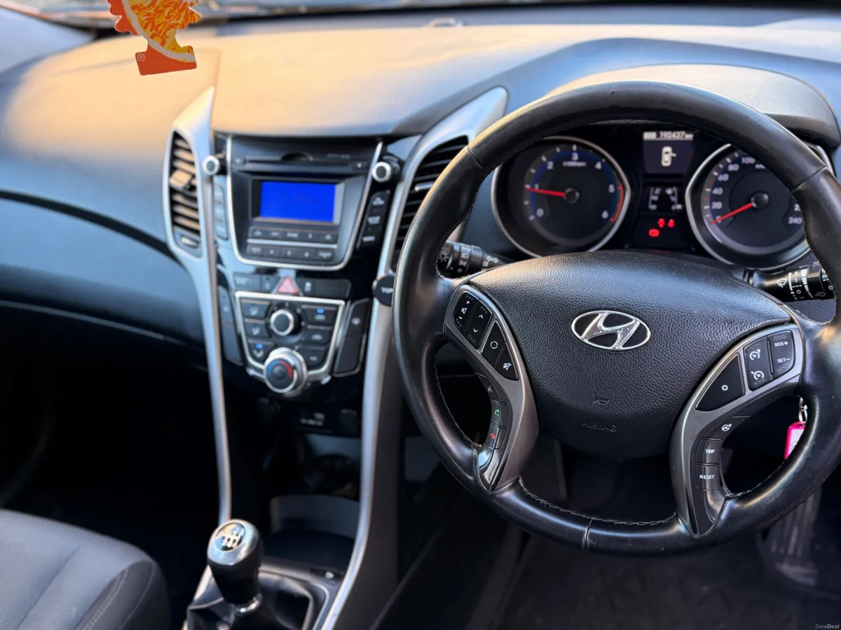 Hyundai i30 2015 With warranty - Image 5
