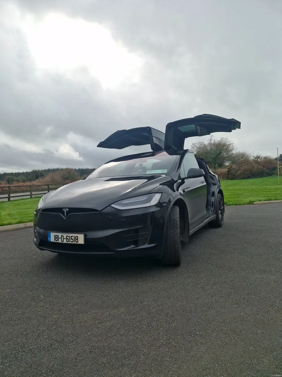 Tesla Model X 2018 - Image 1