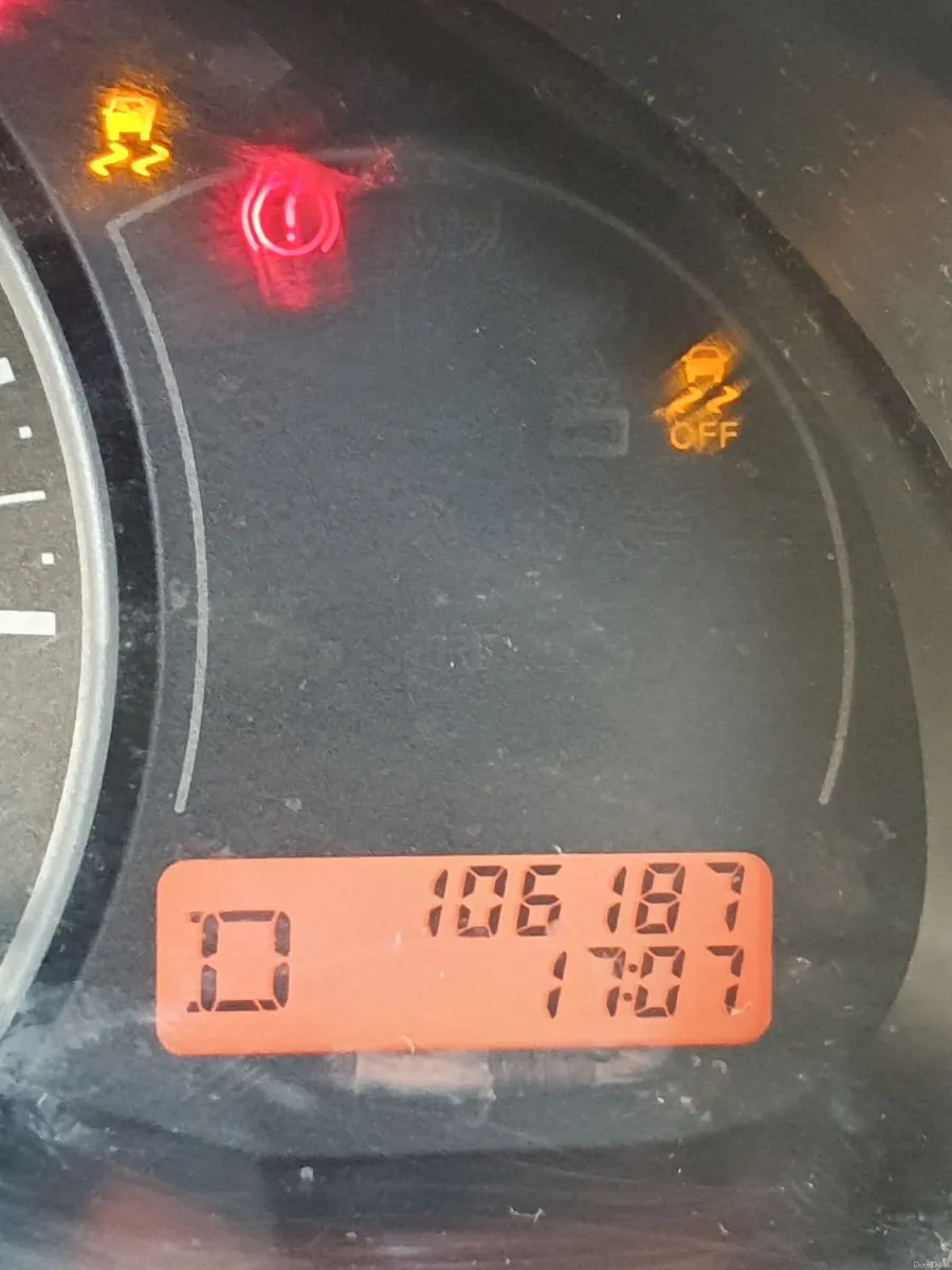 Nissan Micra 2012 - Image 2