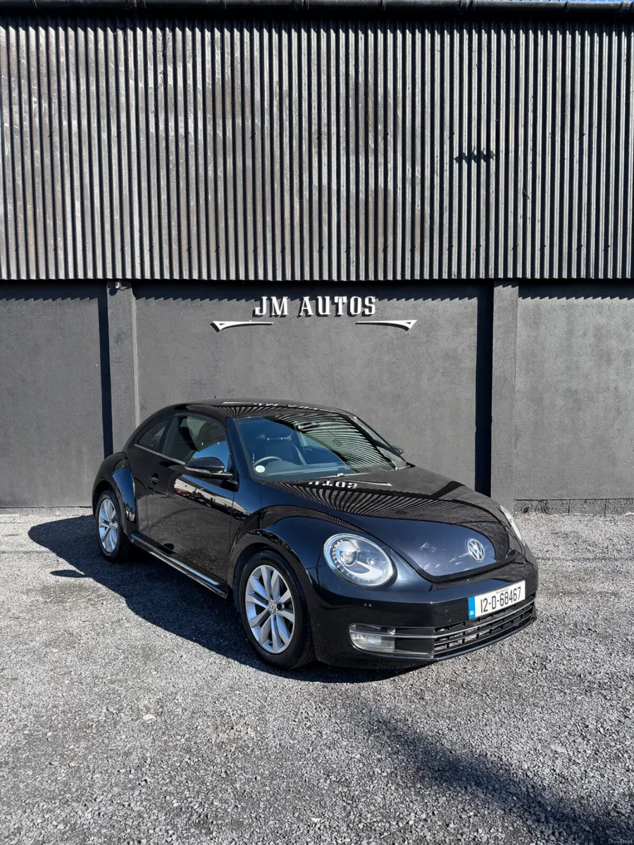 VOLKSWAGEN BEETLE AUTOMATIC - Image 2