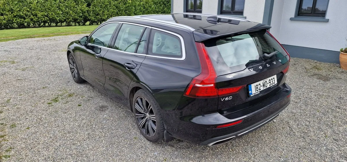 Volvo V60 Ultra high-spec & low-mileage - Image 4