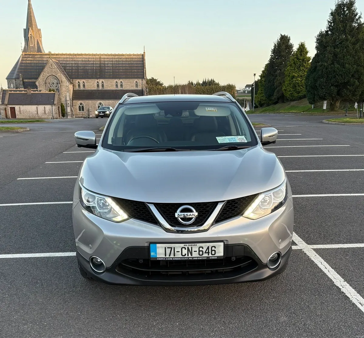 2017 Nissan Quashqai SV Premium Diesel - Image 2