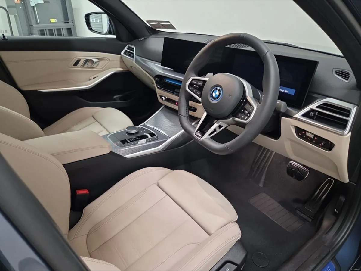 BMW 3-Series 330e M Sport Saloon PRO PACK - Image 6