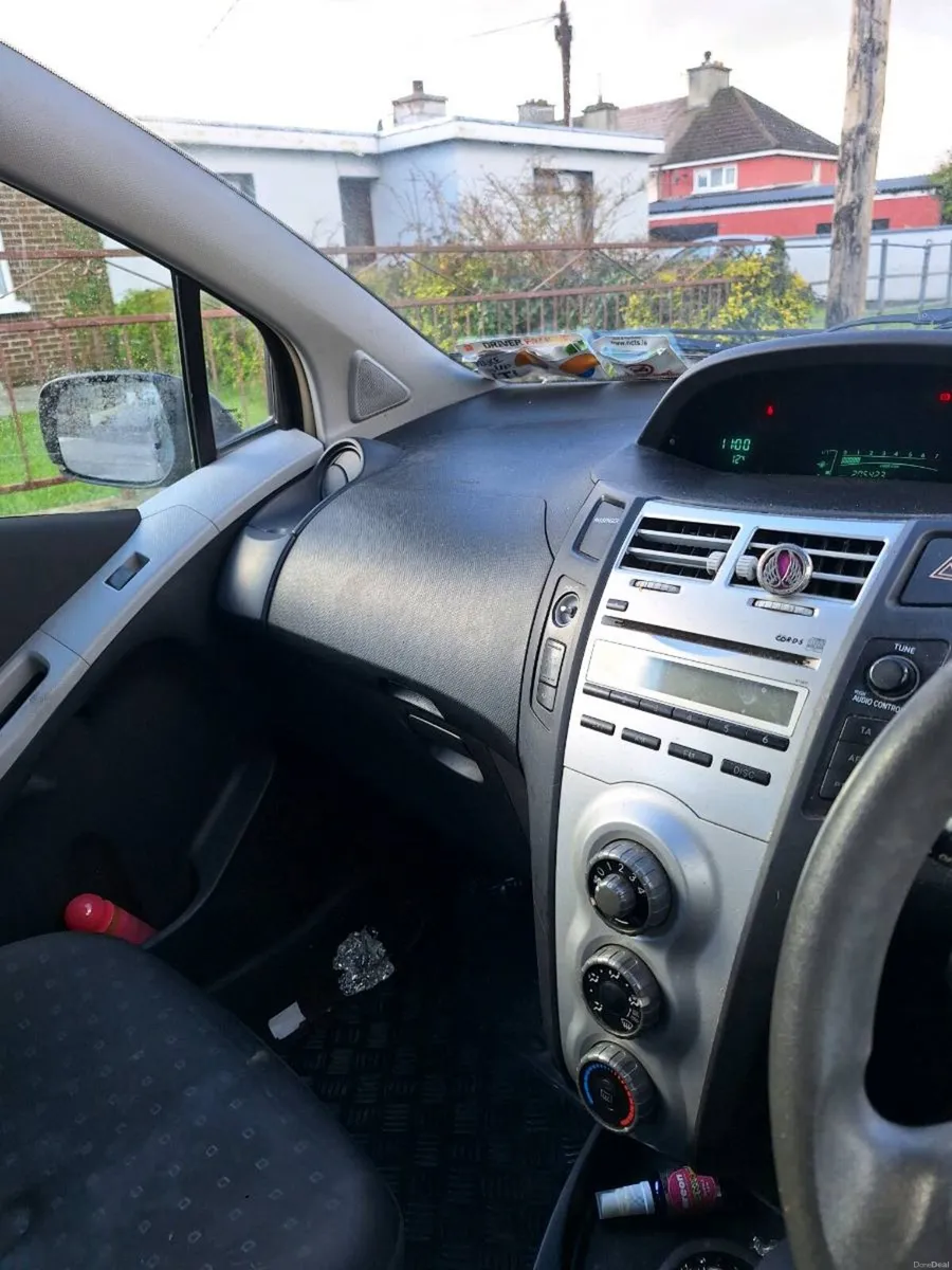 2007 Toyota Yaris - Image 4