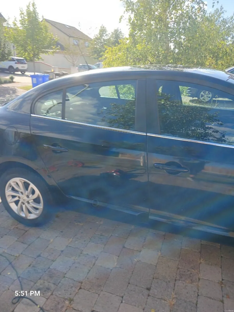 Renault Fluence 2015 - Image 3