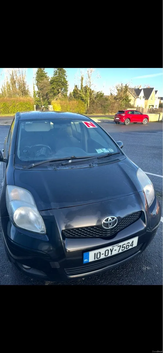 Toyota Yaris 2010 - Image 1