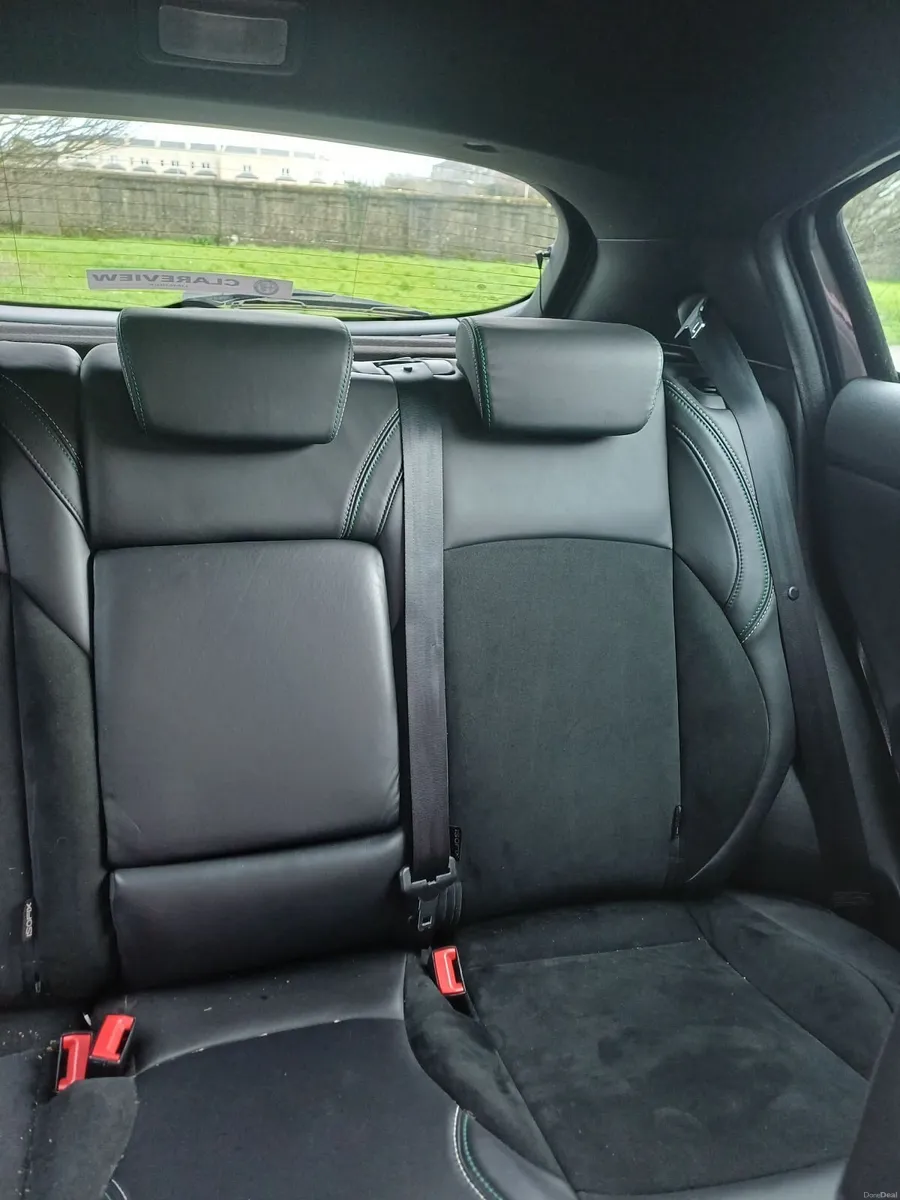 Alfa Romeo Giulietta 2014 - Image 3