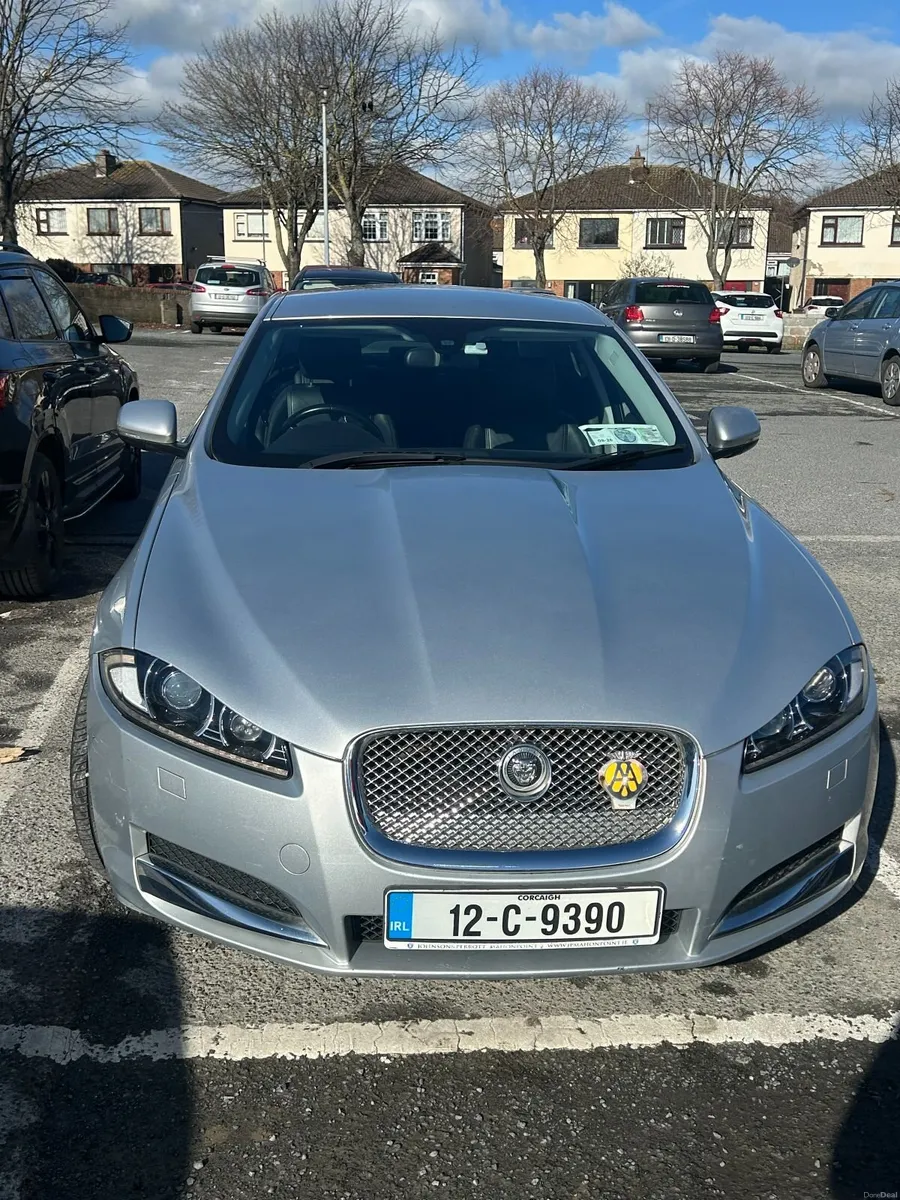 Jaguar XF 2012 - Image 1