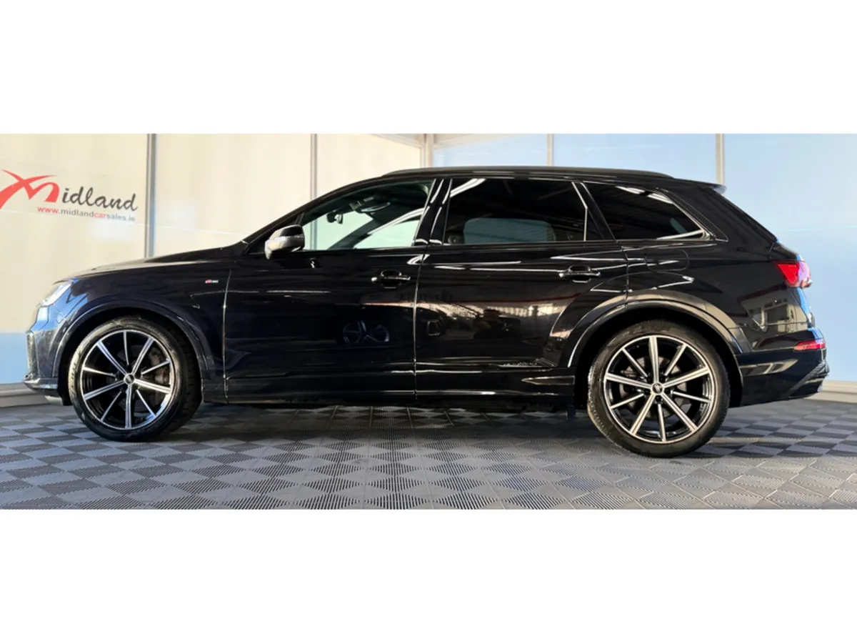 Audi Q7 S LINE BLK 55 TFSI E Q QUATTRO EDITION BLA - Image 2