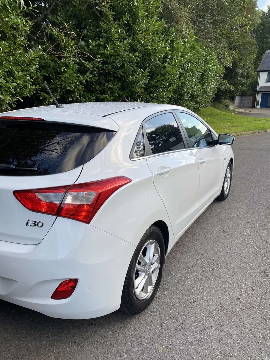 90k miles Hyundai i30 with 2 years NCT - Image 3