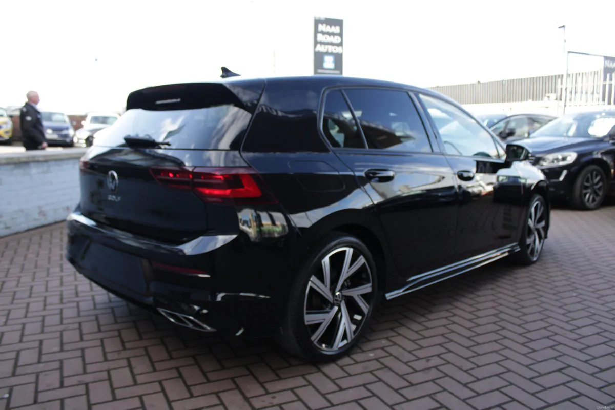 2023 VW GOLF - Image 4