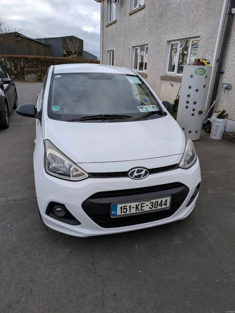 Hyundai i10 2015 1.0 litre petrol - Image 2