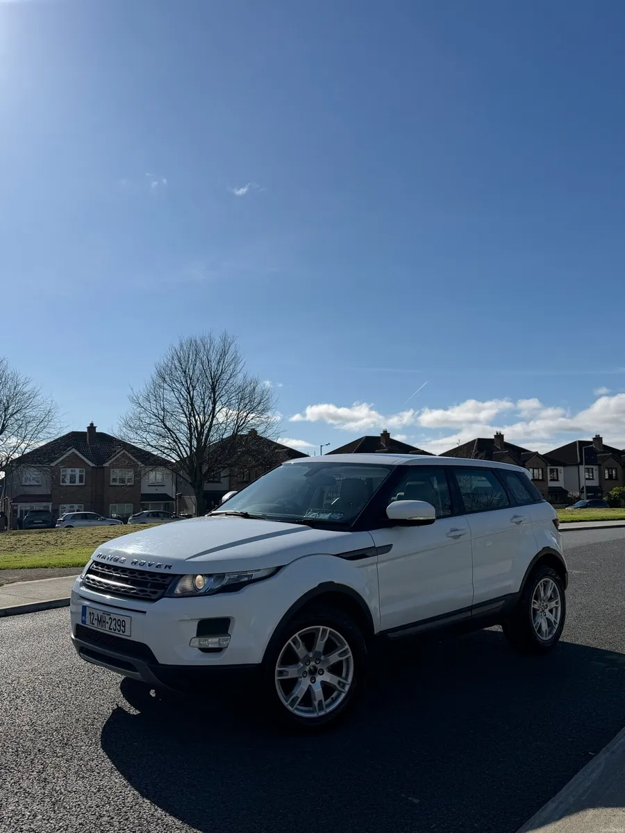 Range Rover Evogue 2.2D New Nct 11/26 & Tax 9/26 - Image 3