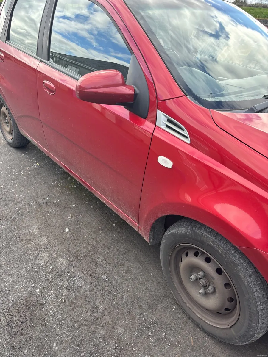 Chevrolet Aveo 2010 - Image 3