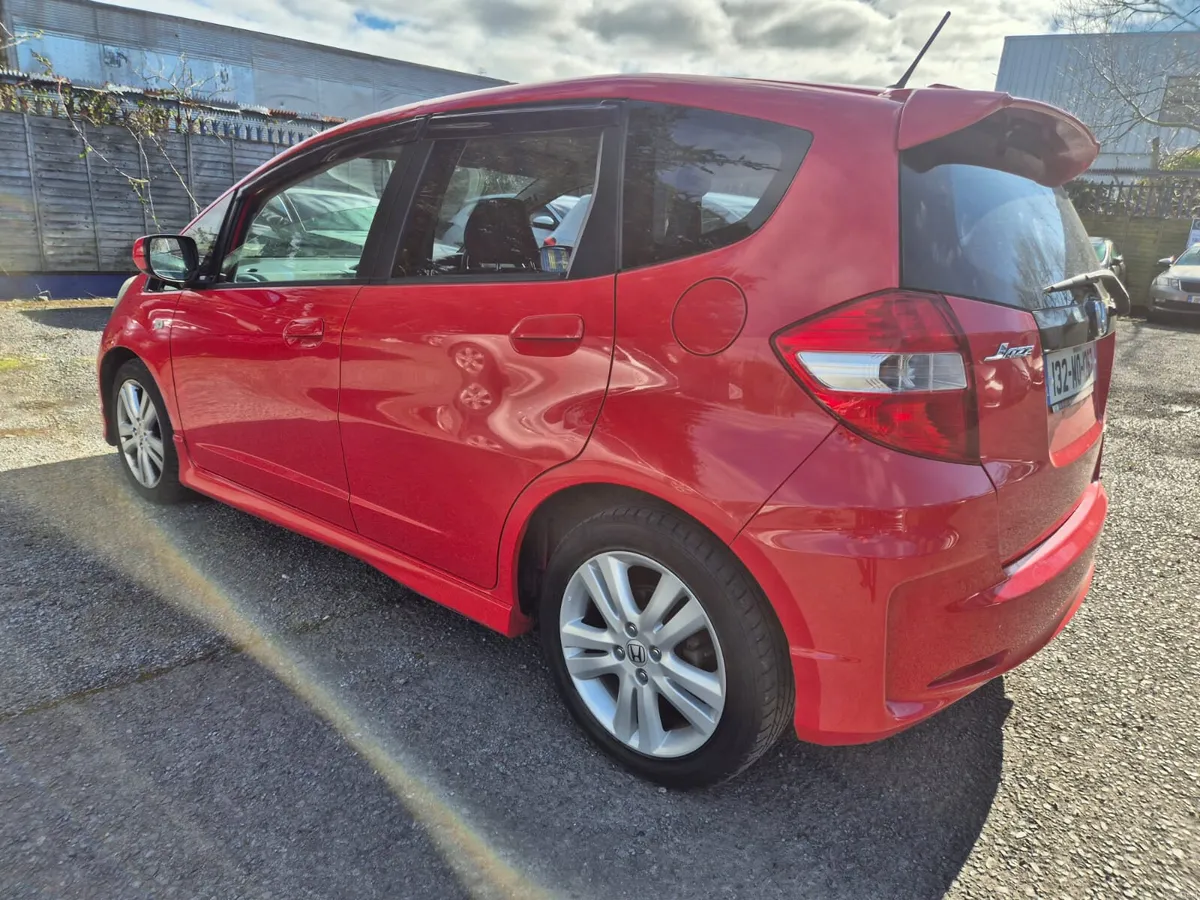 MINT Honda Jazz 2013 AUTOMATIC - Image 2