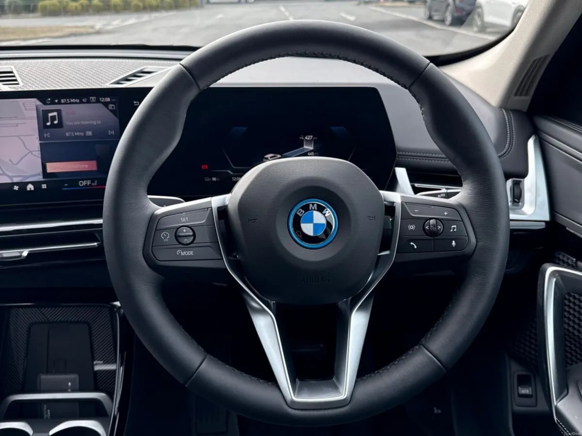 BMW iX1 eDrive20 xLine - Image 6
