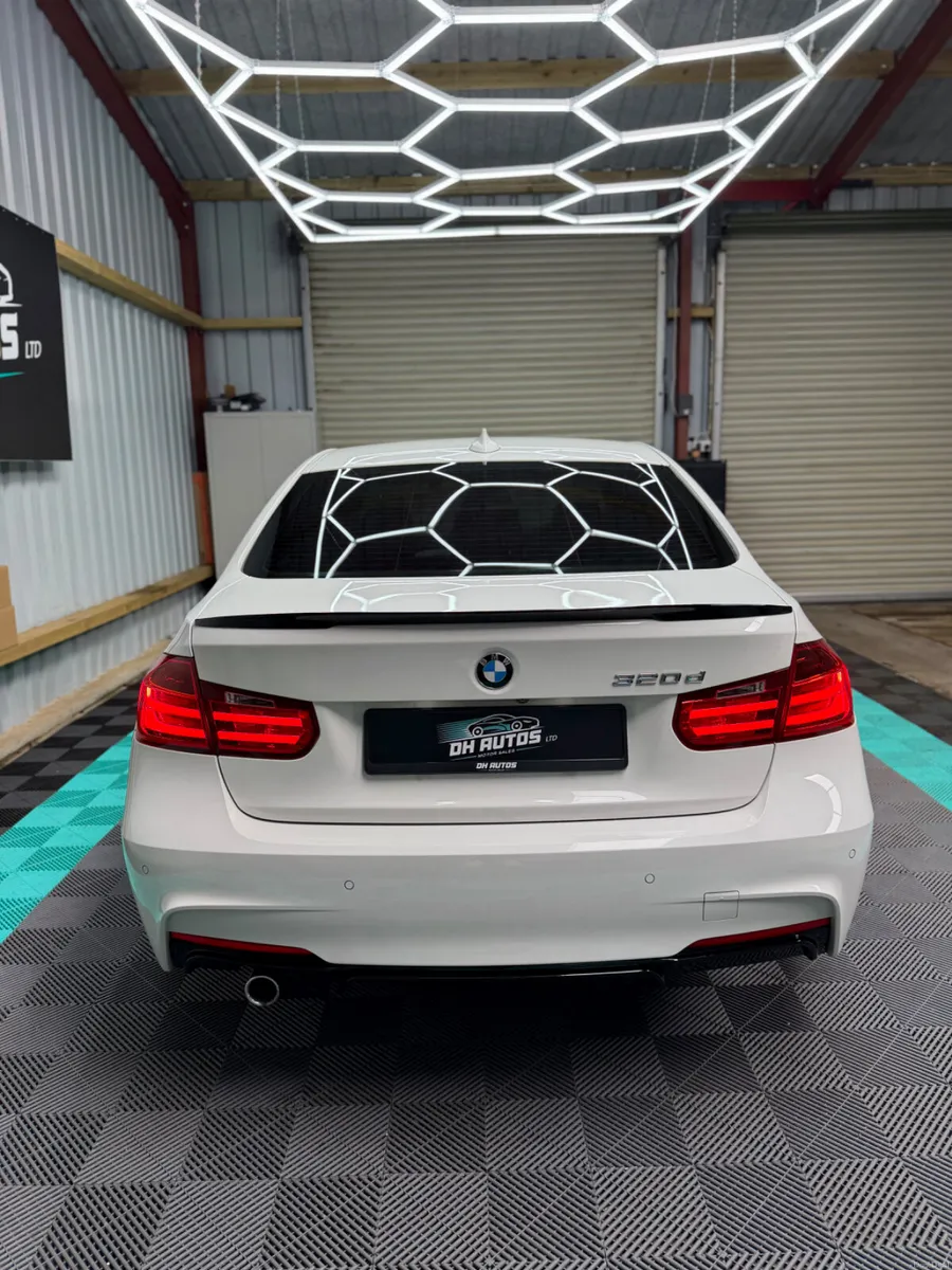 BMW 320D (152) Msport - Low mileage + Auto! - Image 4