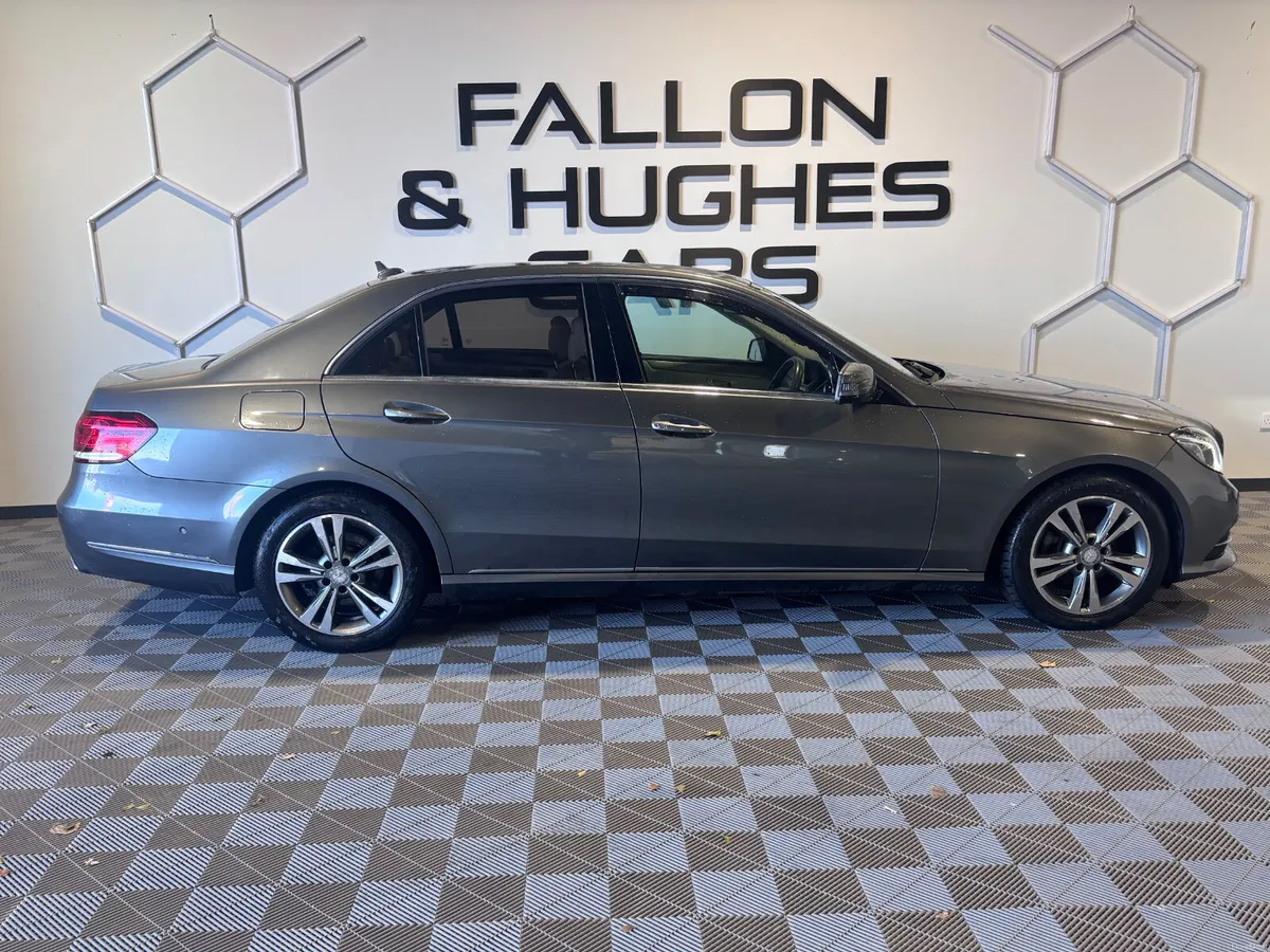 MERCEDES-BENZ E CLASS E SERIES BLUETEC SE - Image 4