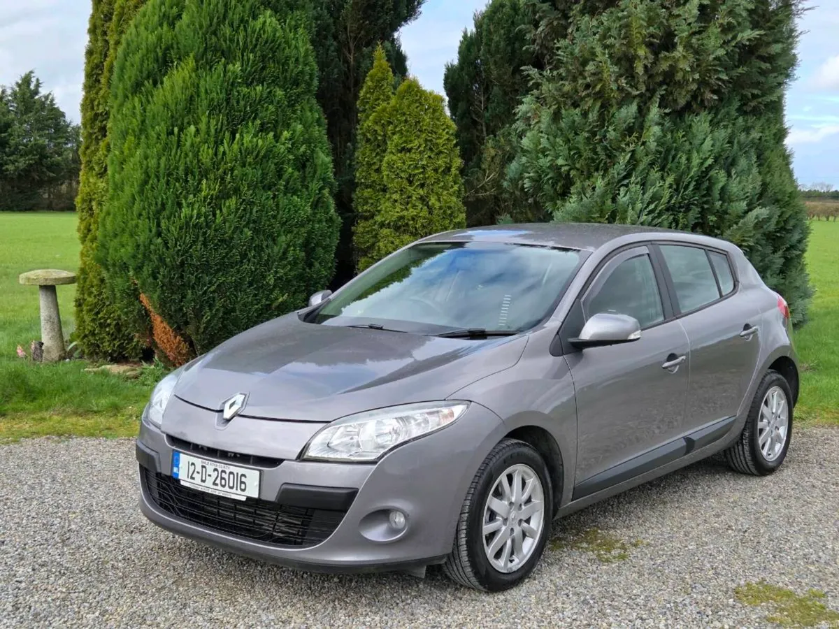 Very Low Mileage Renault Megan Dynamique 1.5 Cdi - Image 2