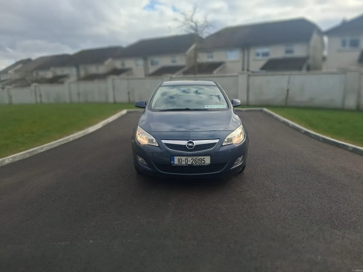 2010 opel astra NEW NCT&TAX Mint condition! - Image 1