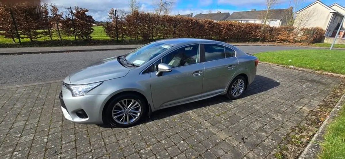 2017 Toyota Avensis Business Edition - Image 3