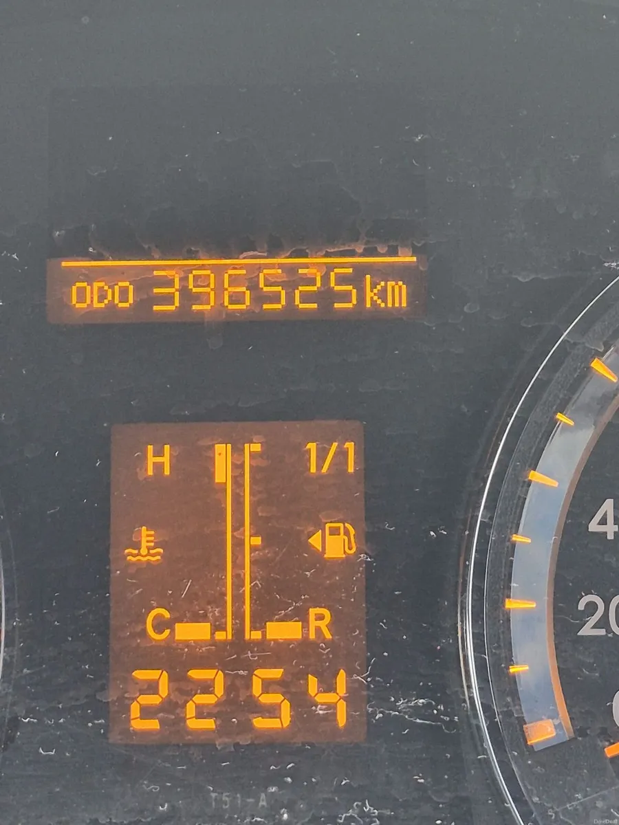 Toyota Avensis 2010 - Image 3