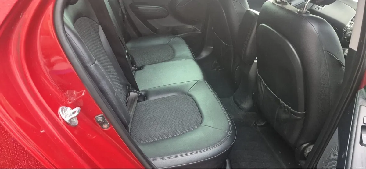 2011 Hyundai ix35 - Image 3