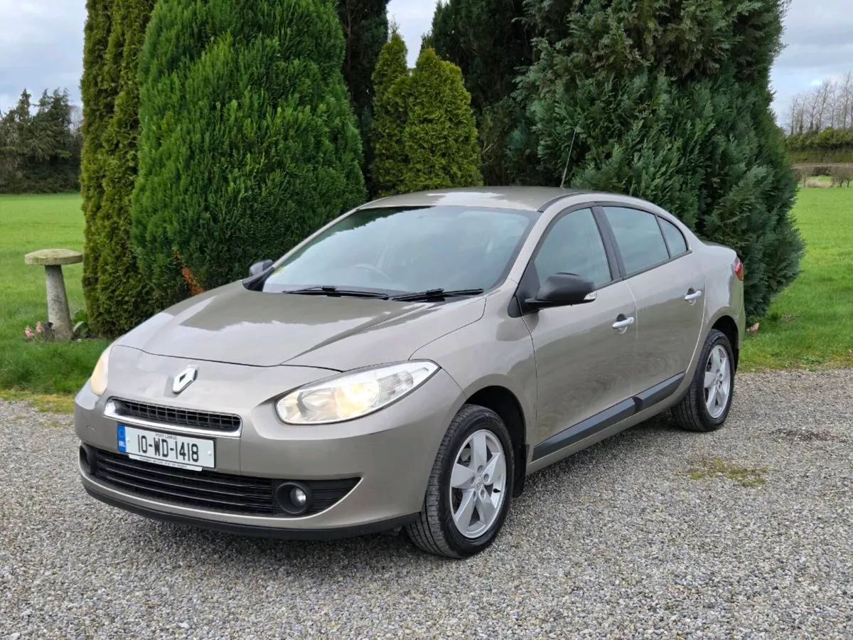 Very Low Mileage Renault Fluence Royale 1.5 DCi - Image 2