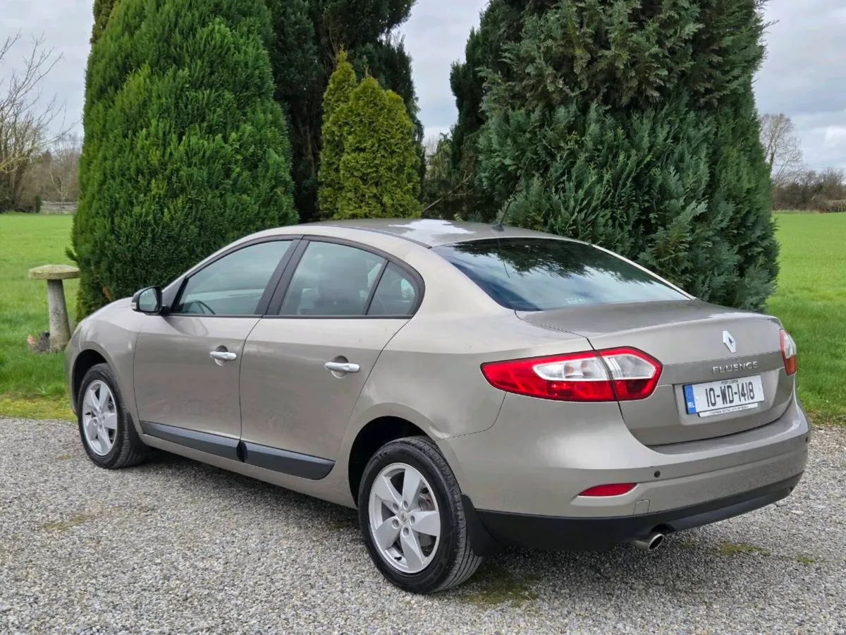 Very Low Mileage Renault Fluence Royale 1.5 DCi - Image 4