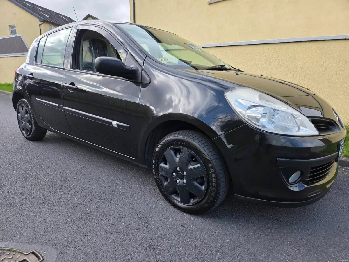 Clio 1 Yr NCT & Tax. Carplay / Android Auto - Image 2