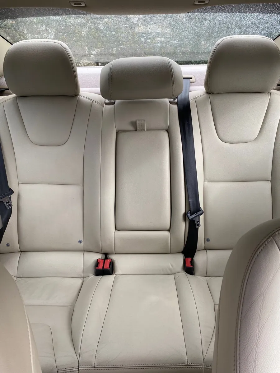 Volvo S60 2014 - Image 3