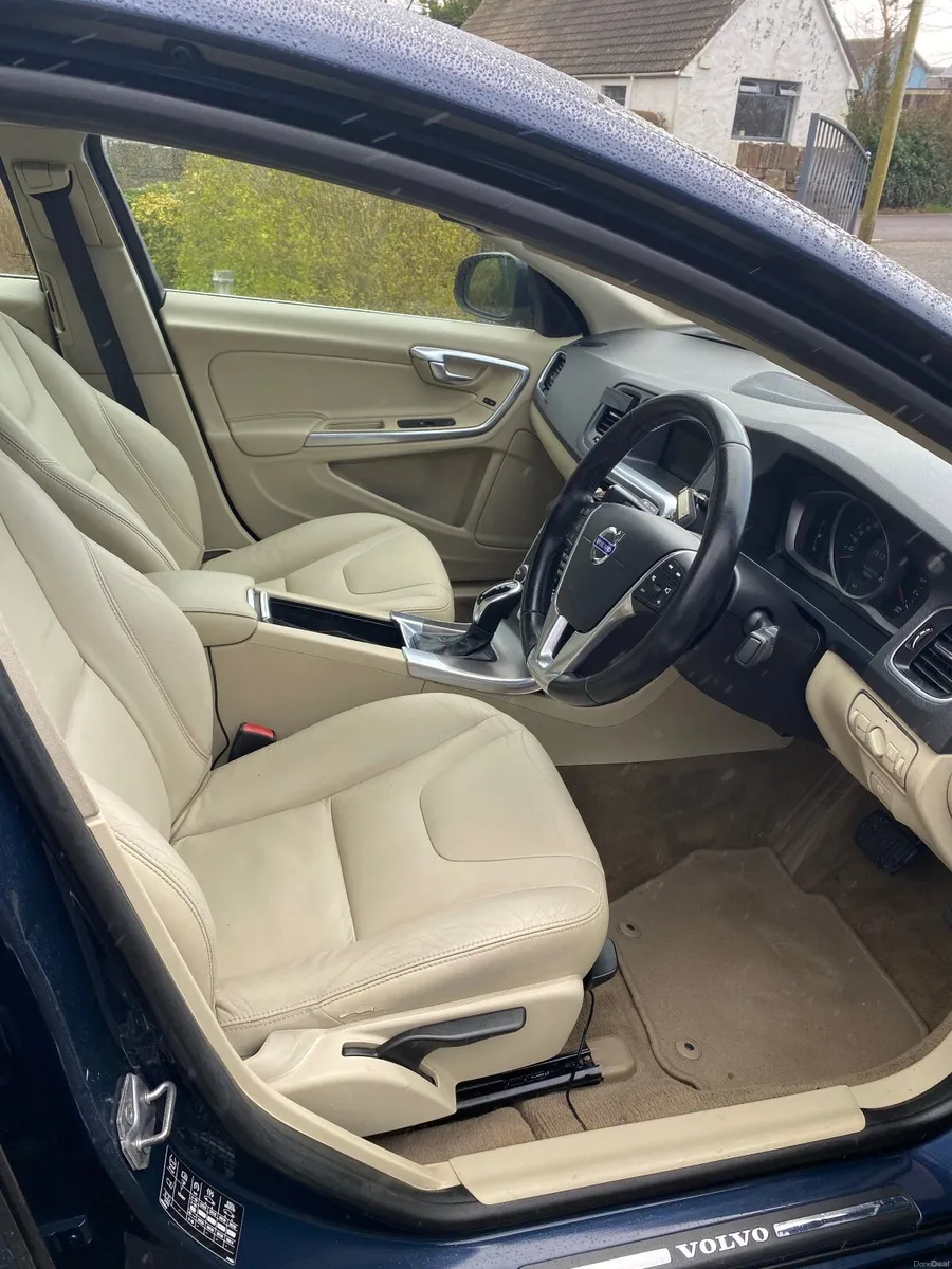 Volvo S60 2014 Quick Sale - Image 5