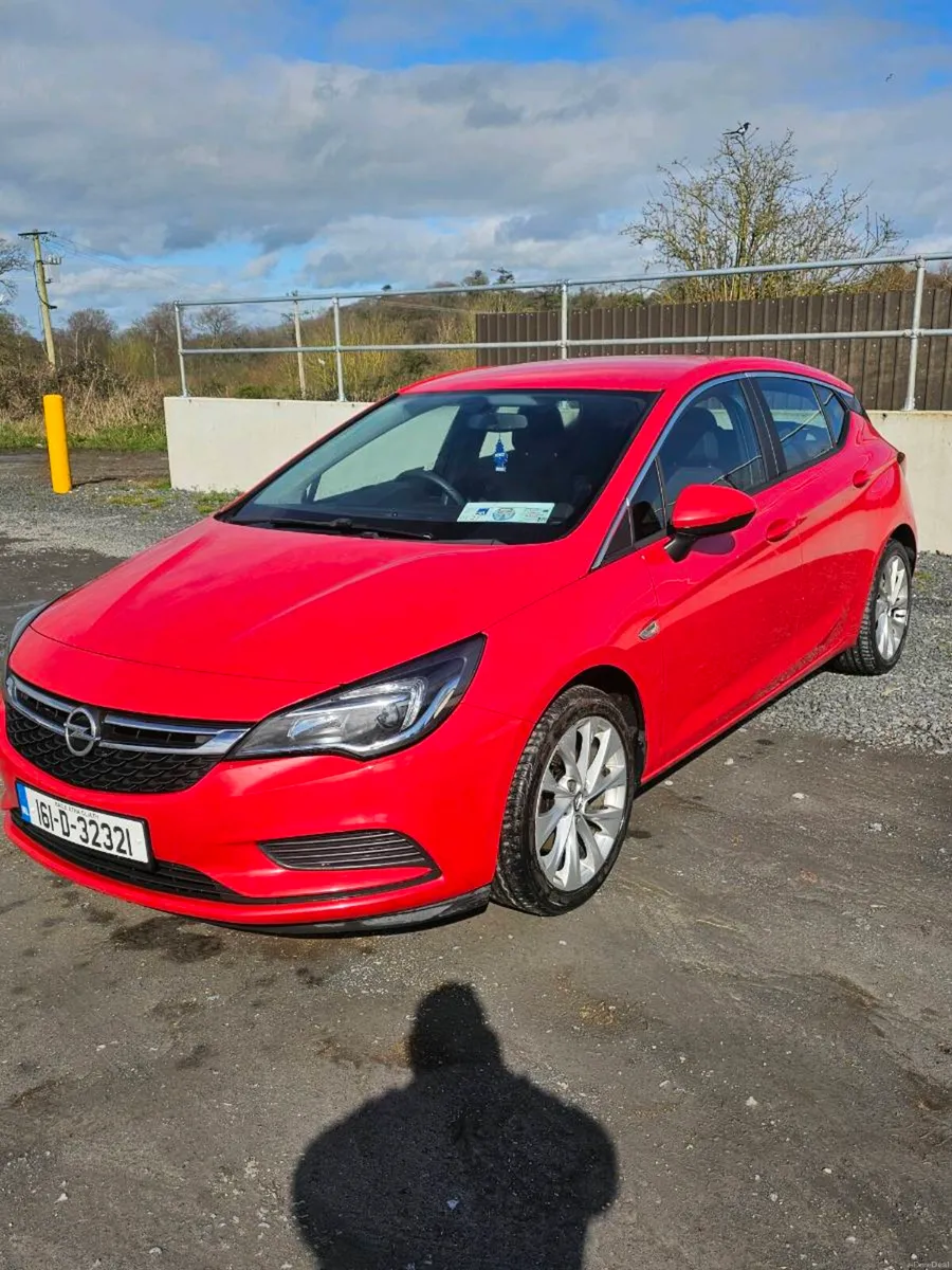 Opel astra low miles - Image 1