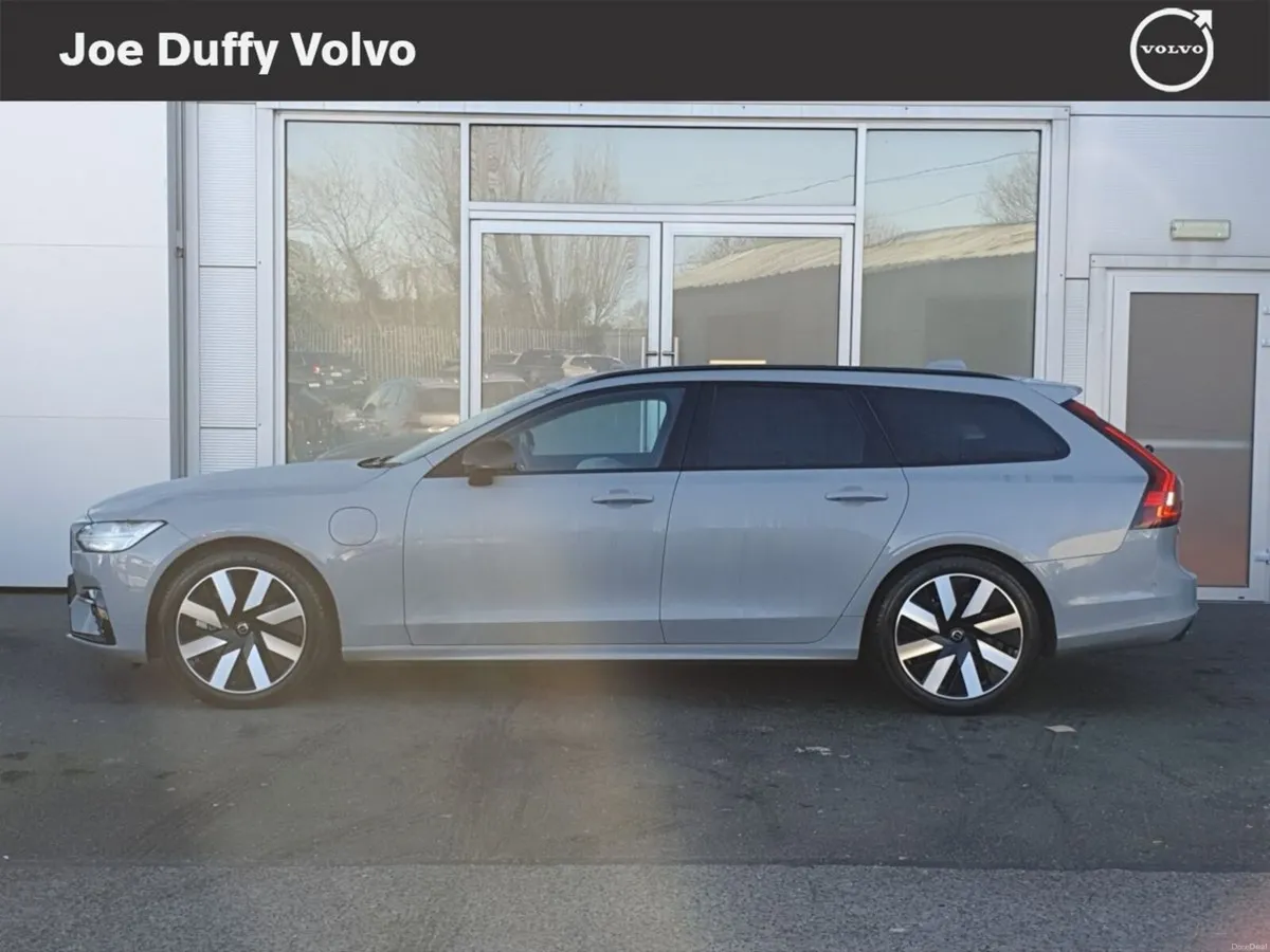 Volvo V90 V90 2.0 PLUS T6 RECHARGE AWD P - Image 5