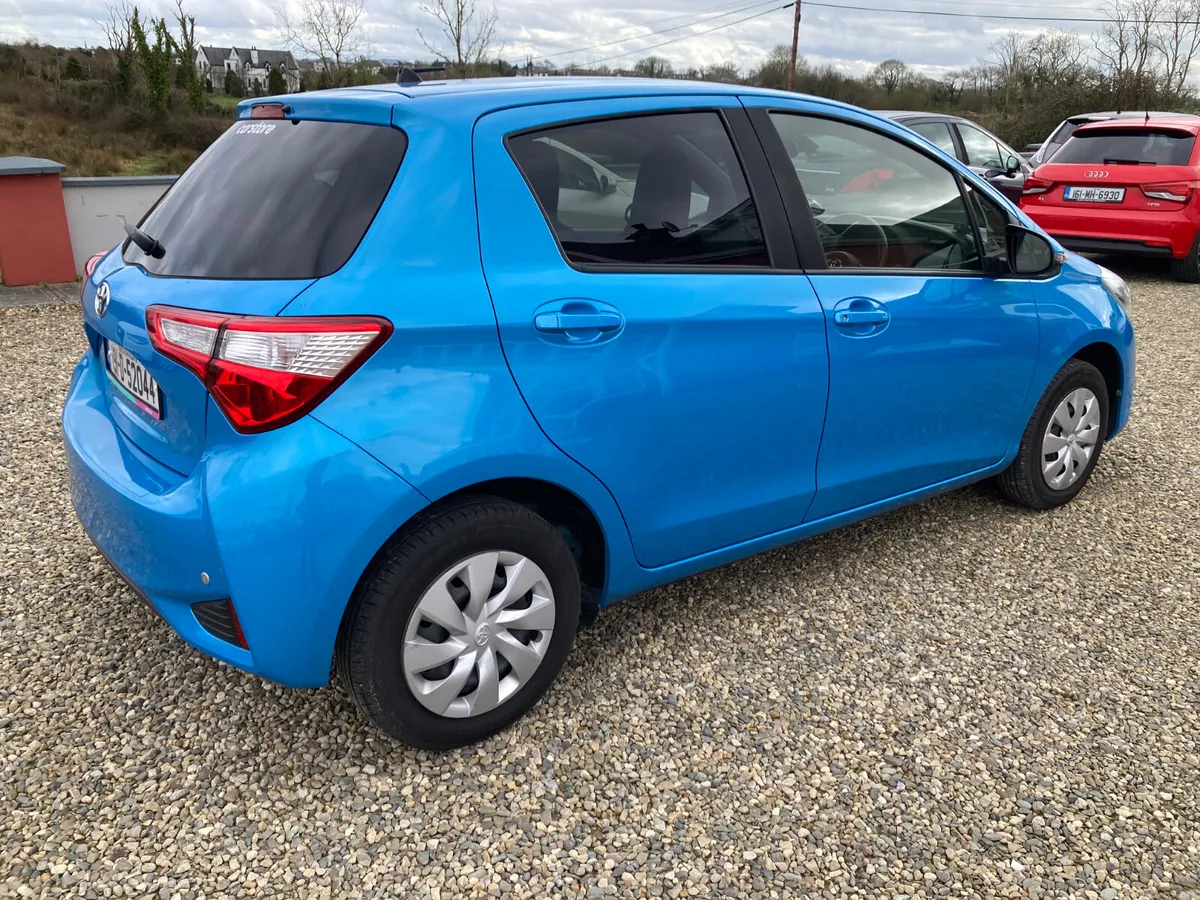 Toyota Vitz 2019 Automatic - Image 4