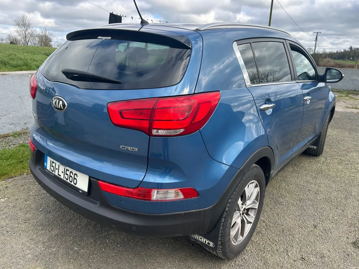 2015 Kia Sportage diesel Nct and taxed June 26 - Image 4