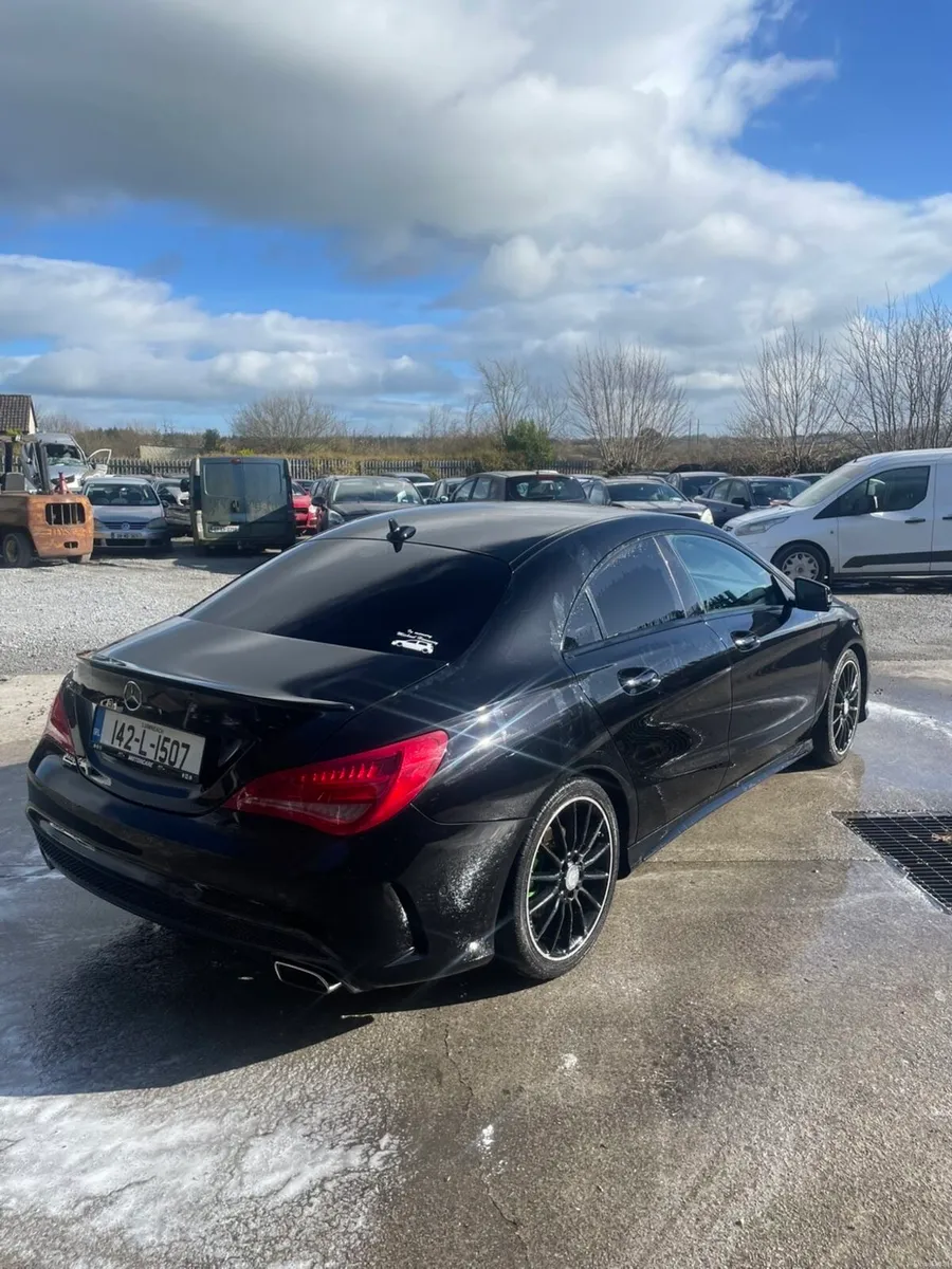 Mercedes Cla 220d Amg line - Image 2