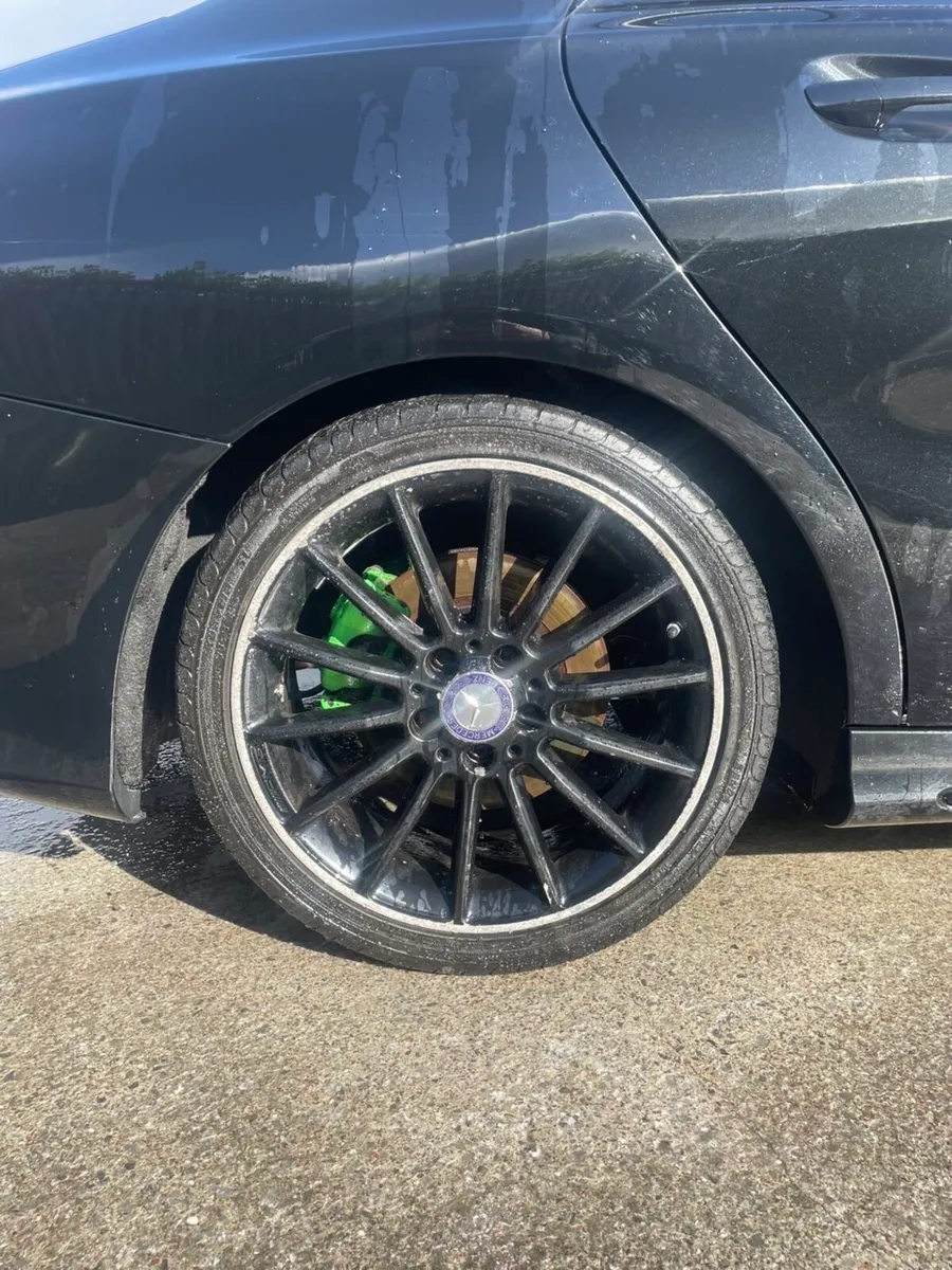 Mercedes Cla 220d Amg line - Image 3